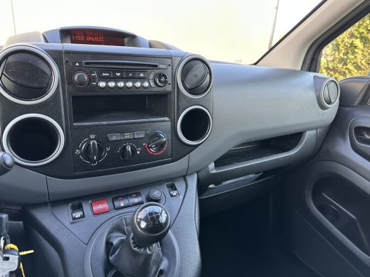 Peugeot Partner 1.6 HDI EURO 6 / L1H1 / AIRCO / ORIG. NL / 111.514 KM / SCHUIFDEUR ActivLease financial lease