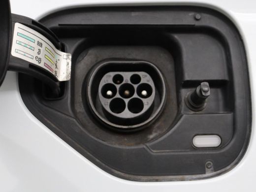 Seat Leon 1.4 TSI eHybrid PHEV FR | Trekhaak | Adaptive cruise | Carplay | Sfeerverlichting | Navigatie | S... ActivLease financial lease