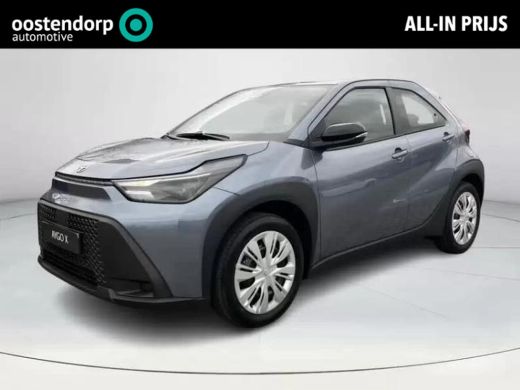 Toyota Aygo Hybrid 115 play **HYBRIDE/ AUTOMAAT/ NIEUWE AUTOMAAT**