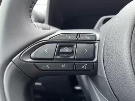 Toyota Aygo Hybrid 115 play **HYBRIDE/ AUTOMAAT/ NIEUWE AUTO** ActivLease financial lease