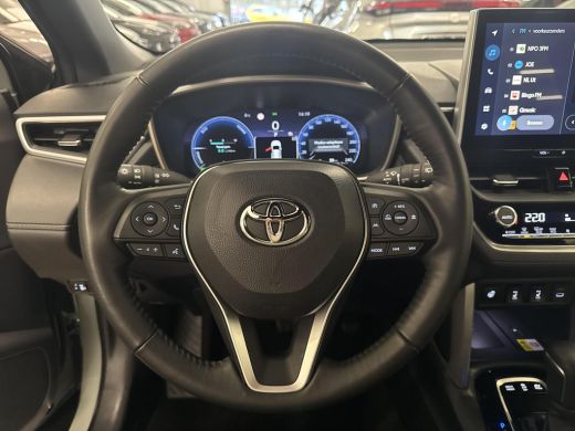 Toyota Corolla Cross Hybrid 140 Style | 06-10141018 Voor meer informatie ActivLease financial lease