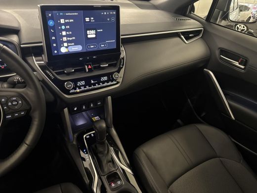 Toyota Corolla Cross Hybrid 140 Style | 06-10141018 Voor meer informatie ActivLease financial lease