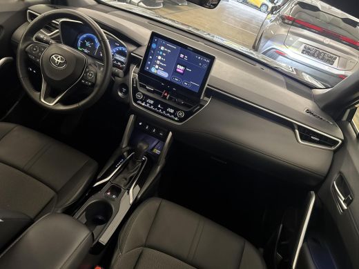 Toyota Corolla Cross Hybrid 140 Style | 06-10141018 Voor meer informatie ActivLease financial lease