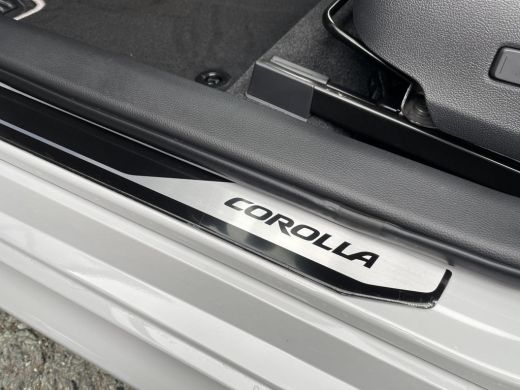 Toyota Corolla Touring Sports Hybrid 140 Dynamic **NIEUWE AUTO** ActivLease financial lease