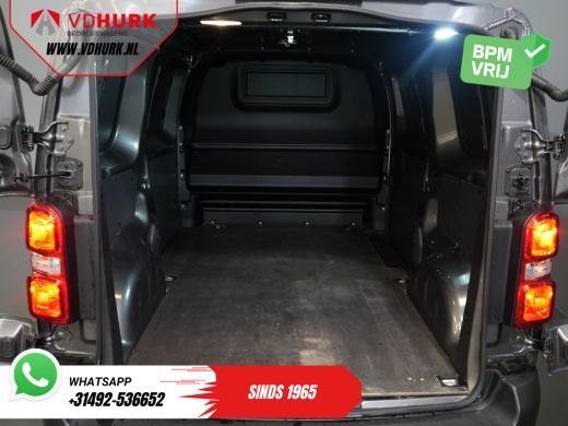 Toyota ProAce 1.5 D-4D 120PK Live Carplay/ Cruise/ Airco/ LMV/ Trekhaak/ Navi/ Camera/ PDC NL Auto ActivLease financial lease