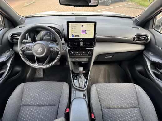 Toyota Yaris Cross 1.5 Hybrid 130 Dynamic Comfort Pack | 06-10141018 Voor meer informatie ActivLease financial lease