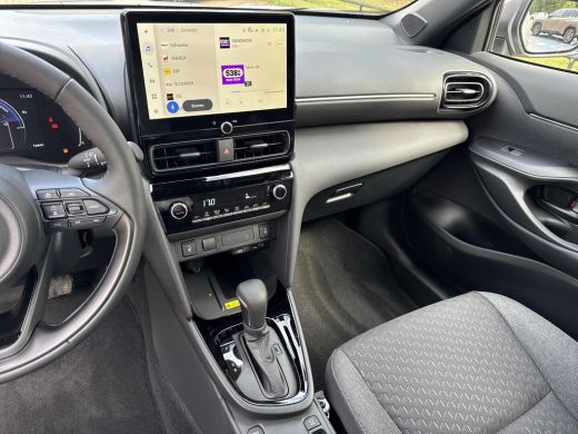 Toyota Yaris Cross 1.5 Hybrid 130 Dynamic Comfort Pack | 06-10141018 Voor meer informatie ActivLease financial lease