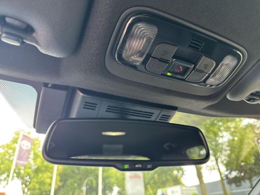 Toyota Yaris Cross 1.5 Hybrid 130 Dynamic Comfort Pack | 06-10141018 Voor meer informatie ActivLease financial lease