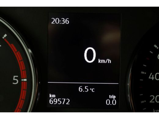 Volkswagen Crafter 35 2.0 TDI 140pk L3H3 (L2H2) Airco/Inrichting/230V/Standkachel 11-2021 ActivLease financial lease