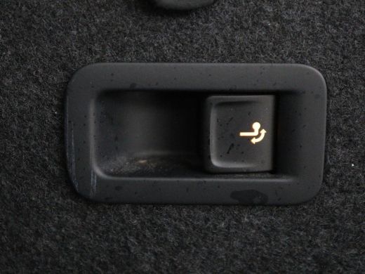 Volkswagen Golf 1.0 TSI Life | Trekhaak | Camera | Adaptive cruise | Sfeerverlichting | Carplay | Navigatie | Par... ActivLease financial lease