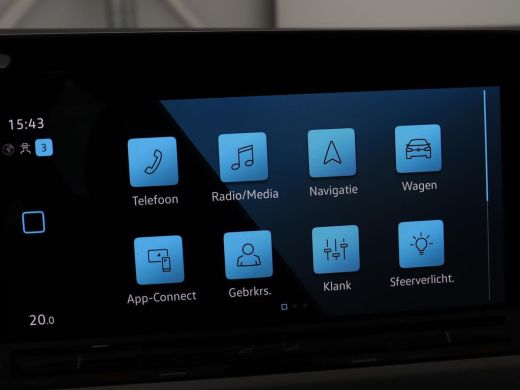 Volkswagen Golf 1.0 TSI Life | Trekhaak | Camera | Adaptive cruise | Sfeerverlichting | Carplay | Navigatie | Par... ActivLease financial lease