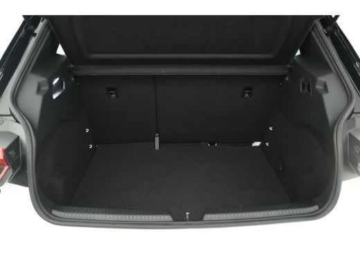 Volkswagen ID.3 Pro 58 kWh Zwart dak, apple carplay, climate, SOH 91% ActivLease financial lease