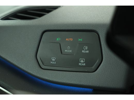 Volkswagen ID.3 Pro 58 kWh Zwart dak, apple carplay, climate, SOH 91% ActivLease financial lease