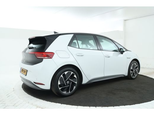 Volkswagen ID.3 Pro 58 kWh Zwart dak, apple carplay, climate, SOH 91% ActivLease financial lease