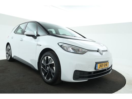 Volkswagen ID.3 Pro 58 kWh Zwart dak, apple carplay, climate, SOH 91% ActivLease financial lease