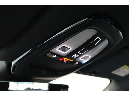 Volvo  XC60 T6 350PK Ultra Black Edition | Gelam Glas | Panoramadak | 360 | Adap cruise | Memory | HK audio ActivLease financial lease