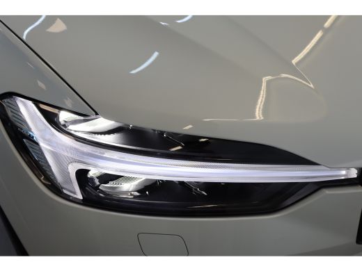 Volvo  XC60 T6 350PK Ultra Black Edition | Gelam Glas | Panoramadak | 360 | Adap cruise | Memory | HK audio ActivLease financial lease