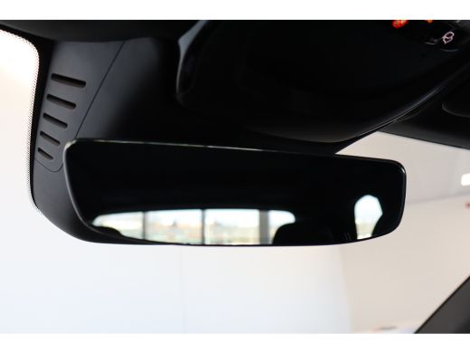 Volvo  XC60 T6 350PK Ultra Black Edition | Gelam Glas | Panoramadak | 360 | Adap cruise | Memory | HK audio ActivLease financial lease