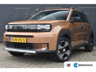 Fiat Grande Panda La Prima 11 kW 44 kWh | Stuur/Stoelverwarming | Navigatie | Achteruitrijcamera | Climate Control ...