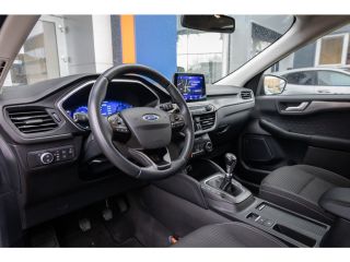 Ford Kuga 1.5 EcoBoost Titanium | Trekhaak | Stoel/stuur/voorruit verwarming | Camera | Keyless | Apple Car...