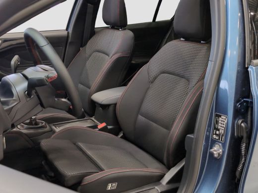 Ford Focus Wagon 1.0 Hybrid ST Line X | Pano | Winter Pack | Adap. Cruise | Matrix LED | Achteruitrijcamera ... ActivLease financial lease