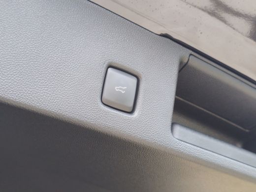 Ford Kuga 2.5 PHEV ST-Line X | Achteruitrijcamera | Airco (automatisch) | Audio installatie premium ActivLease financial lease