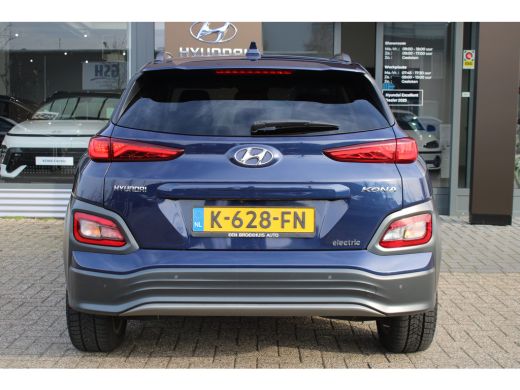 Hyundai Kona EV Comfort Smart 64 kWh | Achteruitrijcamera | Keyless entry | Keyless start ActivLease financial lease