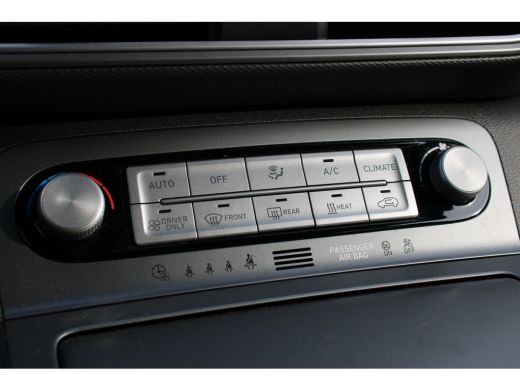 Hyundai Kona EV Comfort Smart 64 kWh | Achteruitrijcamera | Keyless entry | Keyless start ActivLease financial lease