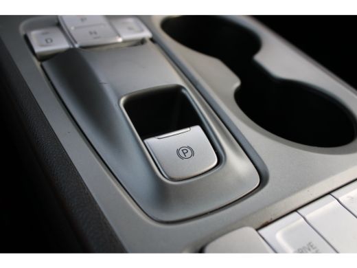 Hyundai Kona EV Comfort Smart 64 kWh | Achteruitrijcamera | Keyless entry | Keyless start ActivLease financial lease