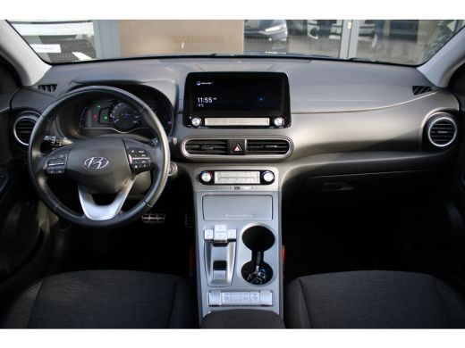 Hyundai Kona EV Comfort Smart 64 kWh | Achteruitrijcamera | Keyless entry | Keyless start ActivLease financial lease