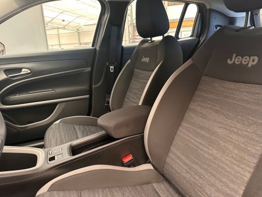 Jeep Avenger Longitude 54 kWh Clima | Cruise | Apple Carplay/Android Auto | LED | LMV |  | 11 kW lader | Bande... ActivLease financial lease