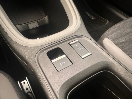 Jeep Avenger Longitude 54 kWh Clima | Cruise | Apple Carplay/Android Auto | LED | LMV |  | 11 kW lader | Bande... ActivLease financial lease