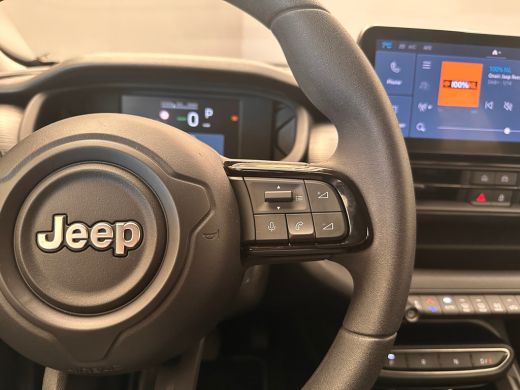 Jeep Avenger Longitude 54 kWh Clima | Cruise | Apple Carplay/Android Auto | LED | LMV |  | 11 kW lader | Bande... ActivLease financial lease