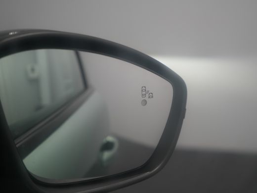 Lancia Ypsilon LX - Electric Automaat ActivLease financial lease