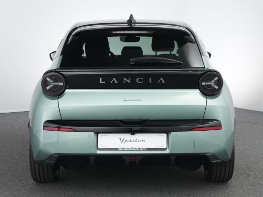 Lancia Ypsilon LX - Electric Automaat ActivLease financial lease