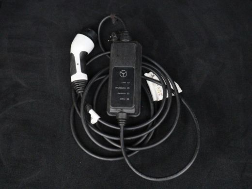 Mercedes-Benz GLA 250e AMG Limited | Panoramadak | Trekhaak | Adaptive cruise | Stoelverwarming | Memory | Matrix L... ActivLease financial lease