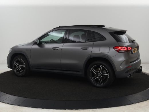 Mercedes-Benz GLA 250e AMG Limited | Panoramadak | Trekhaak | Adaptive cruise | Stoelverwarming | Memory | Matrix L... ActivLease financial lease