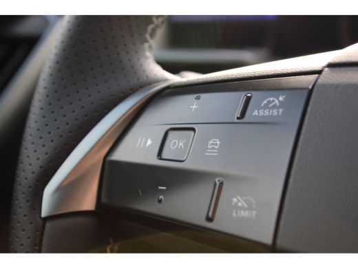 Opel Grandland GS | Draadloze telefoonlader (Inductie) | Elektronische klimaatregeling met twee zones | LED dagr... ActivLease financial lease