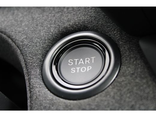 Opel Grandland GS | Draadloze telefoonlader (Inductie) | Elektronische klimaatregeling met twee zones | LED dagr... ActivLease financial lease