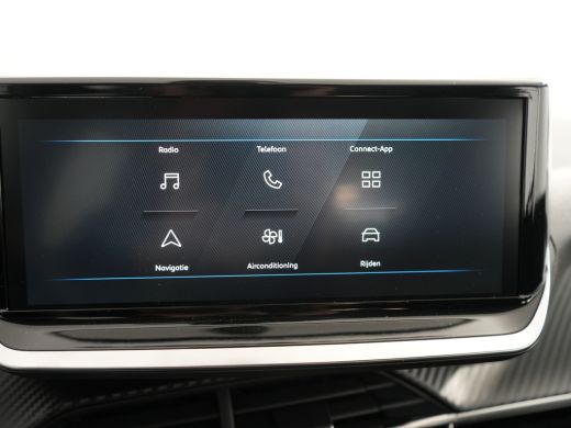 Peugeot 208 Style | Dashboard en deurpanelen in kunststof met carboneffect | Ecoled koplampen | Elektrisch ve... ActivLease financial lease