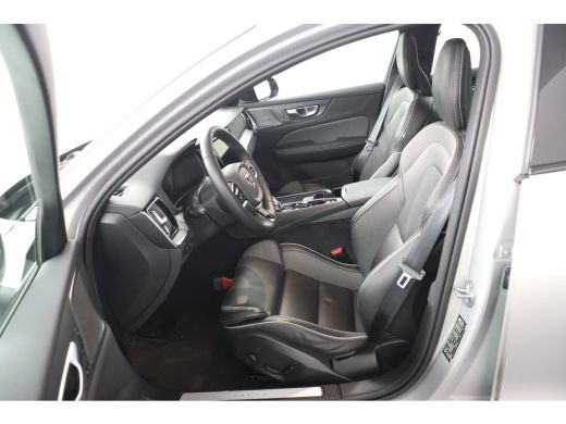 Volvo  V60 T6 AWD Plus Dark | 360 camera | Stoel + Stuurverwarming |  Harman Kardon | ActivLease financial lease