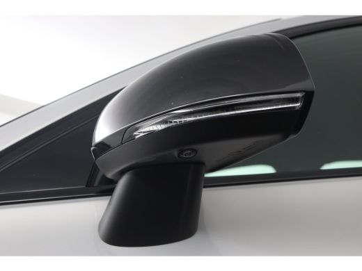 Volvo  V60 T6 AWD Plus Dark | 360 camera | Stoel + Stuurverwarming |  Harman Kardon | ActivLease financial lease