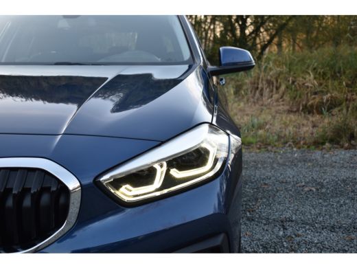BMW 1 Serie 118IA 140PK AUT. EXECUTIVE EDITION HEAD-UP/NAVI/CAMERA ActivLease financial lease