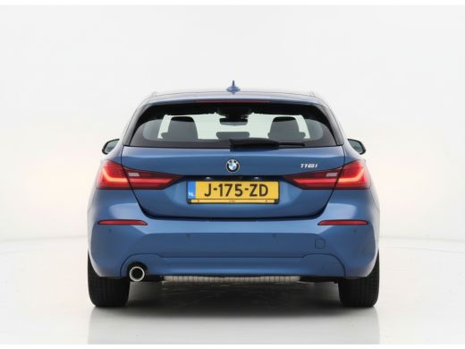 BMW 1 Serie 118IA 140PK AUT. EXECUTIVE EDITION HEAD-UP/NAVI/CAMERA ActivLease financial lease