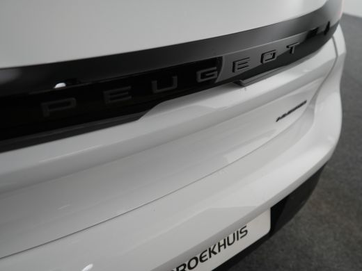 Peugeot 208 Style | Dashboard en deurpanelen in kunststof met carboneffect | Ecoled koplampen | Elektrisch ve... ActivLease financial lease