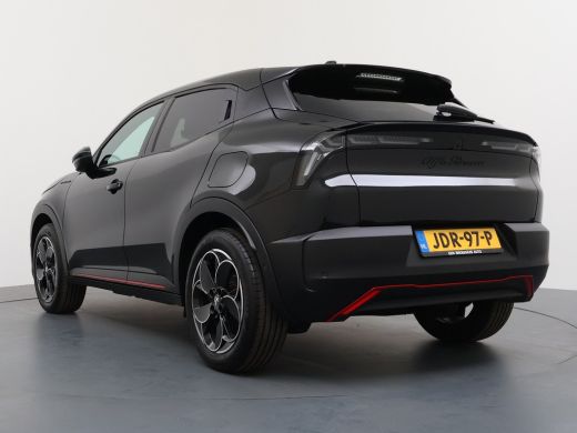 Alfa Romeo Junior Elettrica Speciale | 10,25" digitaal instrumentarium | 100 kW DC snellader | 11 kW boordlader ActivLease financial lease