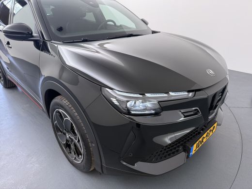 Alfa Romeo Junior Elettrica Speciale | 10,25" digitaal instrumentarium | 100 kW DC snellader | 11 kW boordlader ActivLease financial lease