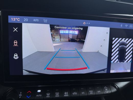 Alfa Romeo Junior Elettrica Speciale | 10,25" digitaal instrumentarium | 100 kW DC snellader | 11 kW boordlader ActivLease financial lease