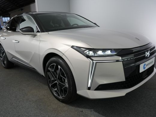 DS N&deg;4 &Eacute;toile | 10" capacitive touchscreen (personaliseerbaar) | 6 voudig elektrisch verstelbare passagi... ActivLease financial lease