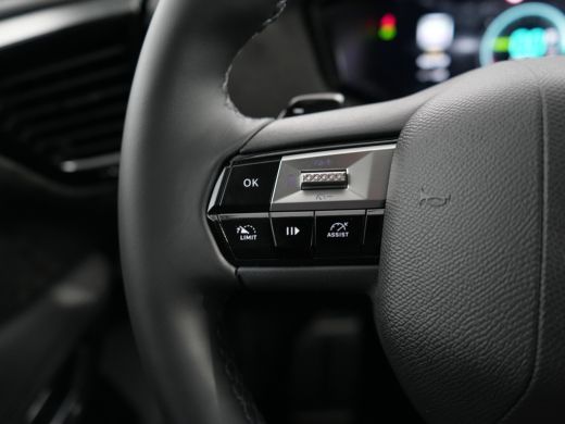 DS N&deg;4 &Eacute;toile | 10" capacitive touchscreen (personaliseerbaar) | 6 voudig elektrisch verstelbare passagi... ActivLease financial lease